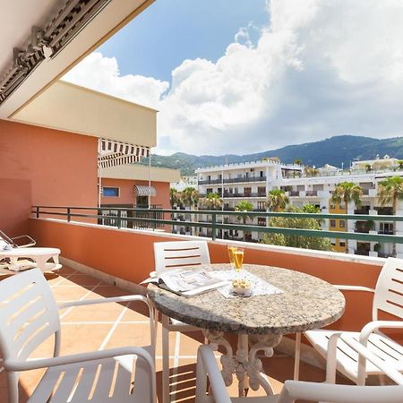 Amore Rentals - Casa Katia Сорренто Екстер'єр фото